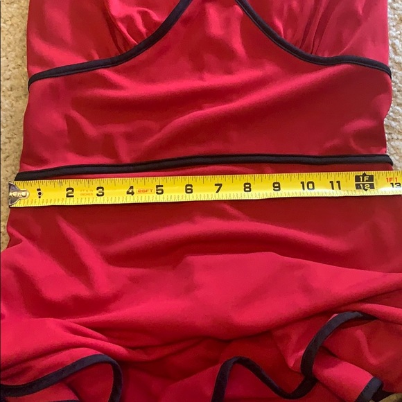 Red and black dress - Picture 4 of 16